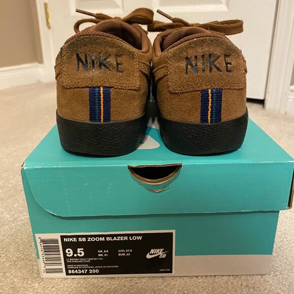 Nike Men's Tan Suede Athletic Shoes - Picture 2 of 3